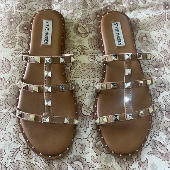 Steve Madden Shoes - Steve Madden Brown Gladiator Sandals with Studded Straps